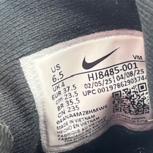 Nike Revolution 8 Women’s Sz 6.5 Running Shoes Black & White - Picture 7 of 7